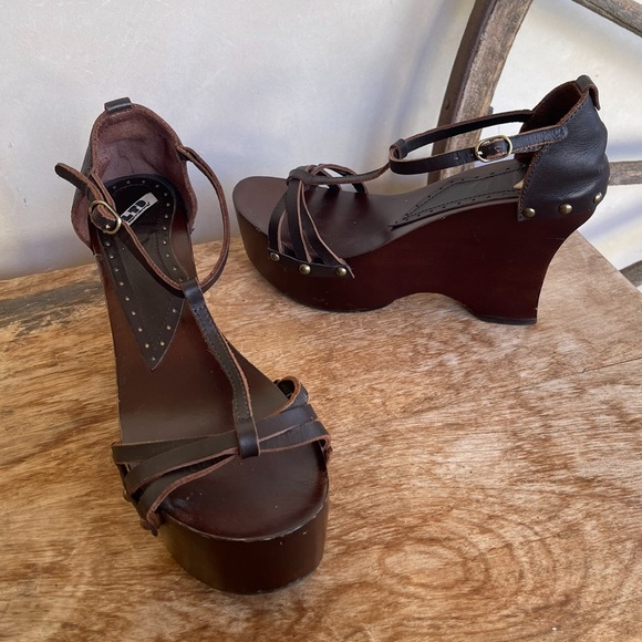 LTD FORNONNO Rare Vtg Brown Wood & Leather T-Strap Platform Sandals 37 Italy - Picture 3 of 13